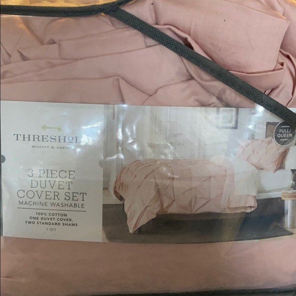 THRESHOLD Target Pinch Pleat Duvet Cover Sham Set - Picture 4 of 5